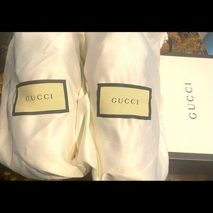 Authentic Gucci sneakers. Size 36. Black,white red & green,little symbol of gold